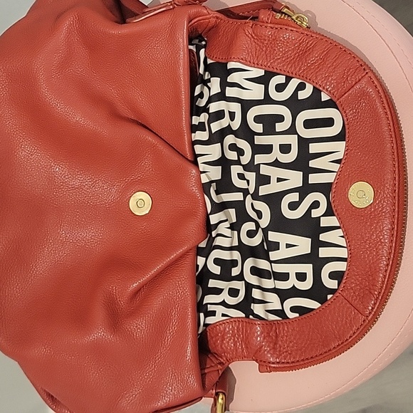 25. AUTHENTIC MARC BY MARC JACOBS - Picture 10 of 12